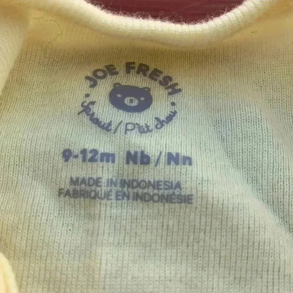 Five for 25 Joe fresh 100%  organic cotton onesie - Picture 3 of 6